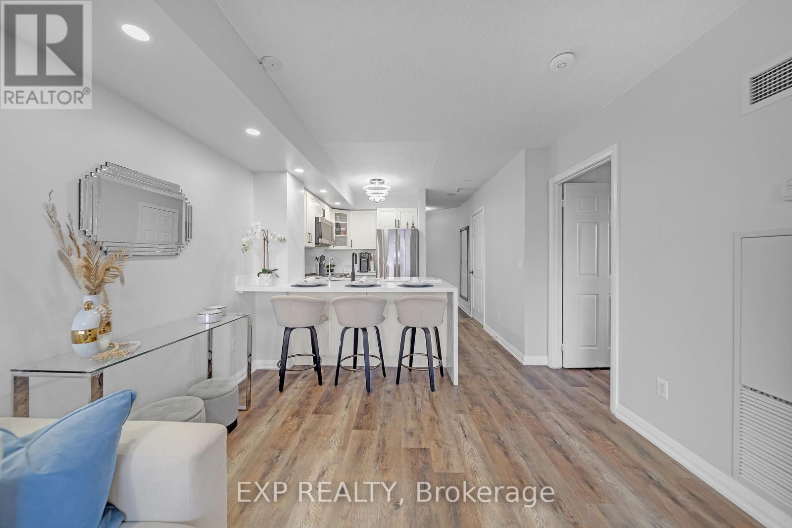 1009 - 220 Forum Drive, Mississauga, Ontario  L4Z 4K1 - Photo 11 - W12581544