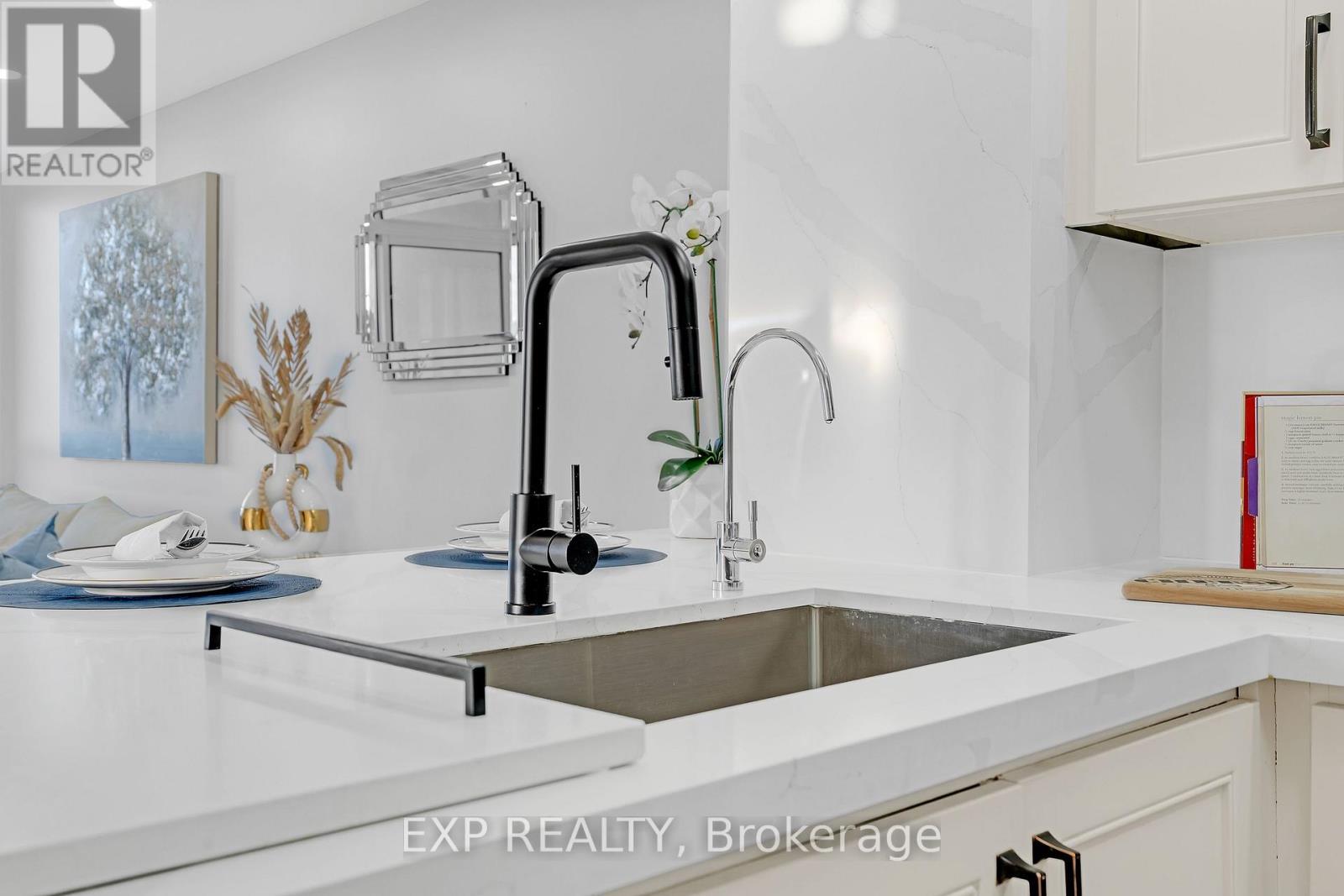 1009 - 220 Forum Drive, Mississauga, Ontario  L4Z 4K1 - Photo 14 - W12581544