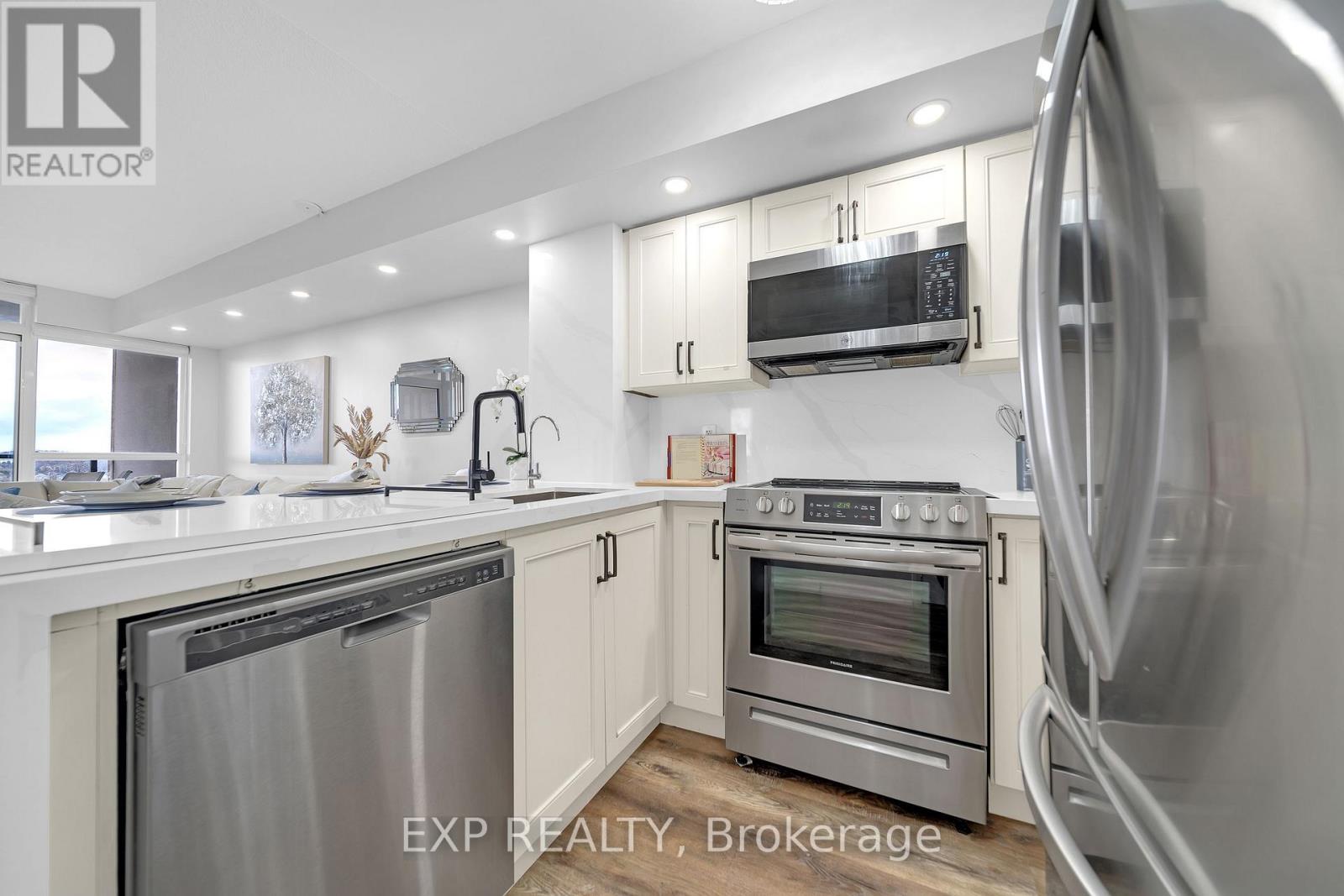 1009 - 220 Forum Drive, Mississauga, Ontario  L4Z 4K1 - Photo 18 - W12581544