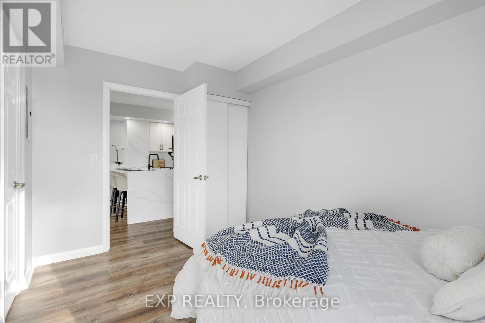 1009 - 220 Forum Drive, Mississauga, Ontario  L4Z 4K1 - Photo 25 - W12581544