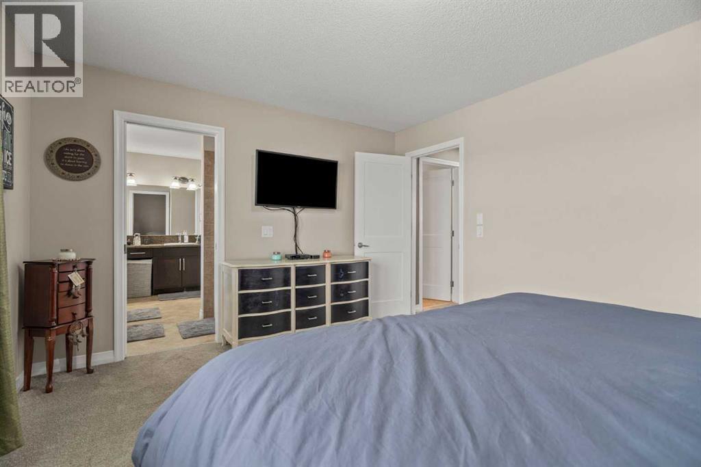 715 Copperpond Circle Se, Calgary, Alberta  T2Z 0R5 - Photo 21 - A2270187