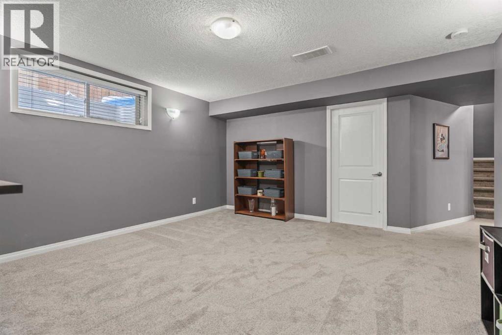 715 Copperpond Circle Se, Calgary, Alberta  T2Z 0R5 - Photo 27 - A2270187