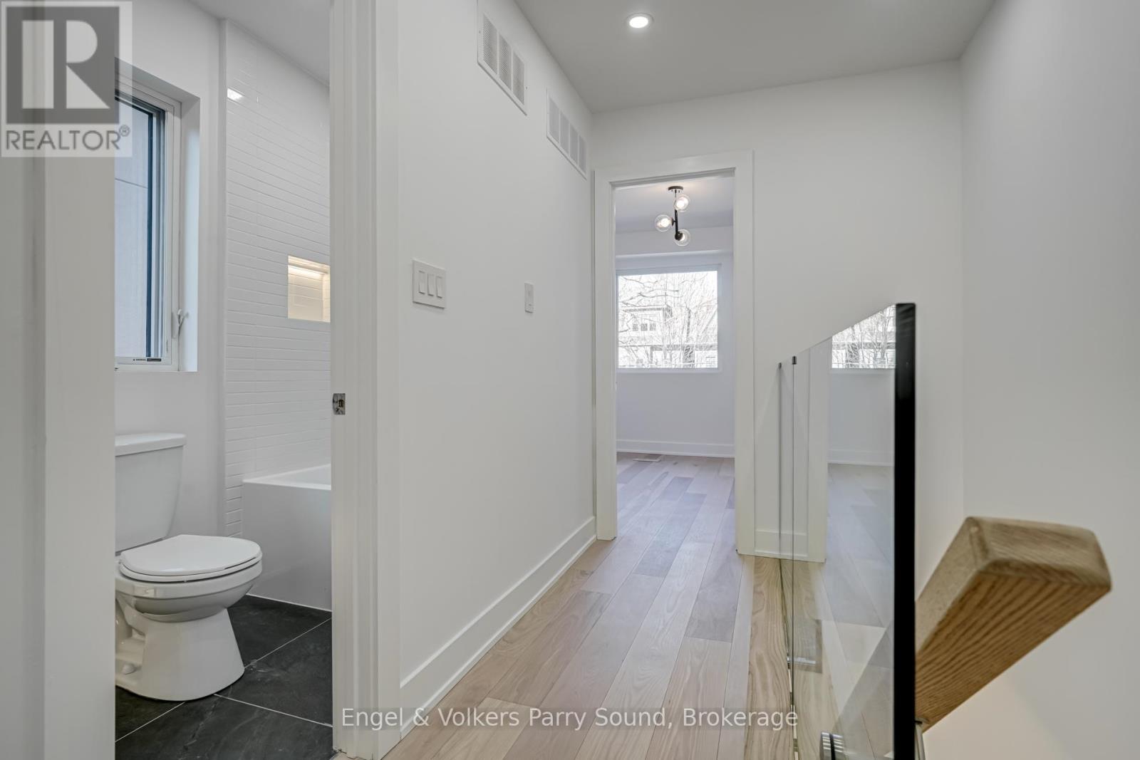 230 Willow Avenue, Toronto, Ontario  M4E 3K7 - Photo 30 - E12581792