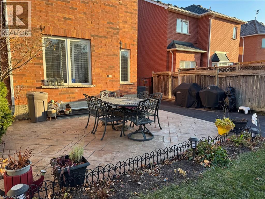 2488 Capilano Crescent, Oakville, Ontario  L6H 6L4 - Photo 8 - 40788720