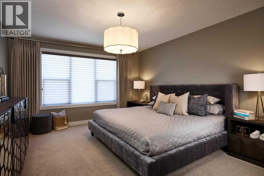 529 Lucas Way Nw, Calgary, Alberta  T3P 2E7 - Photo 5 - A2268760