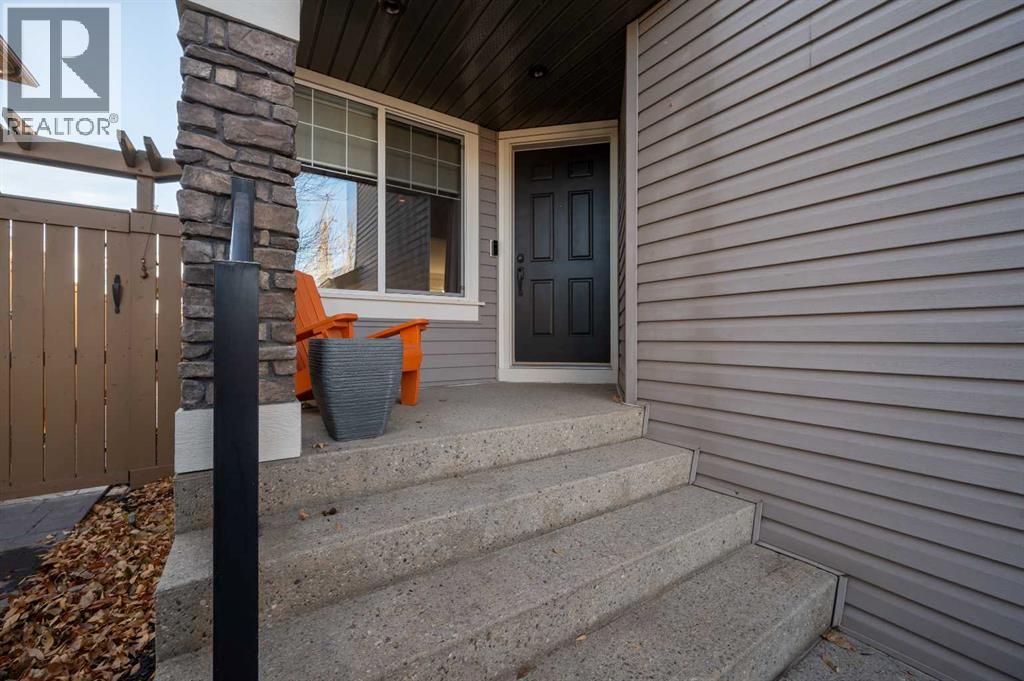 82 Chapalina Close Se, Calgary, Alberta  t2x 3w4 - Photo 2 - A2271159