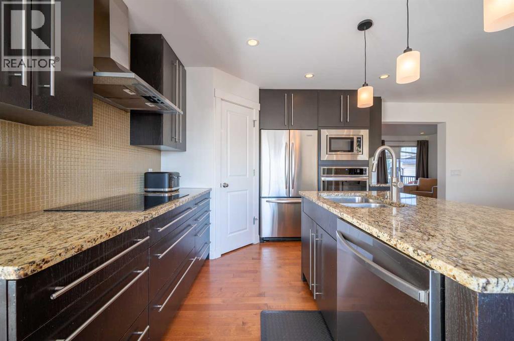 82 Chapalina Close Se, Calgary, Alberta  t2x 3w4 - Photo 9 - A2271159