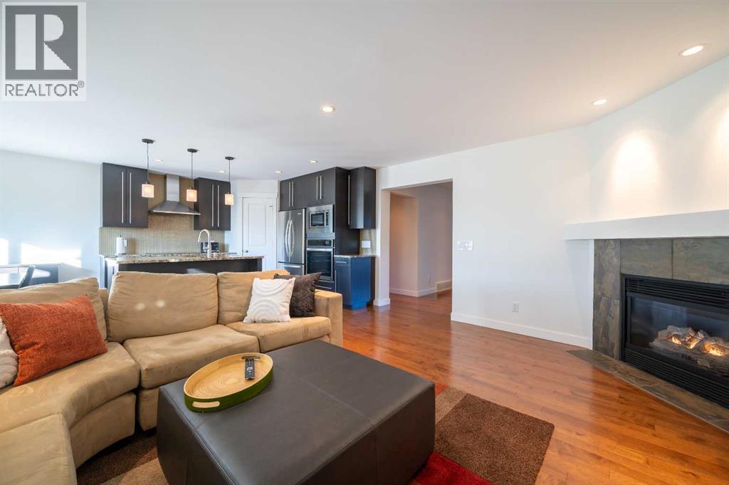 82 Chapalina Close Se, Calgary, Alberta  t2x 3w4 - Photo 12 - A2271159