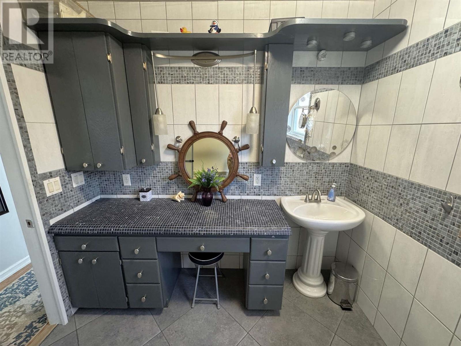 9 Axmith Ave, Elliot Lake, Ontario  P5A 1B5 - Photo 10 - SM253359