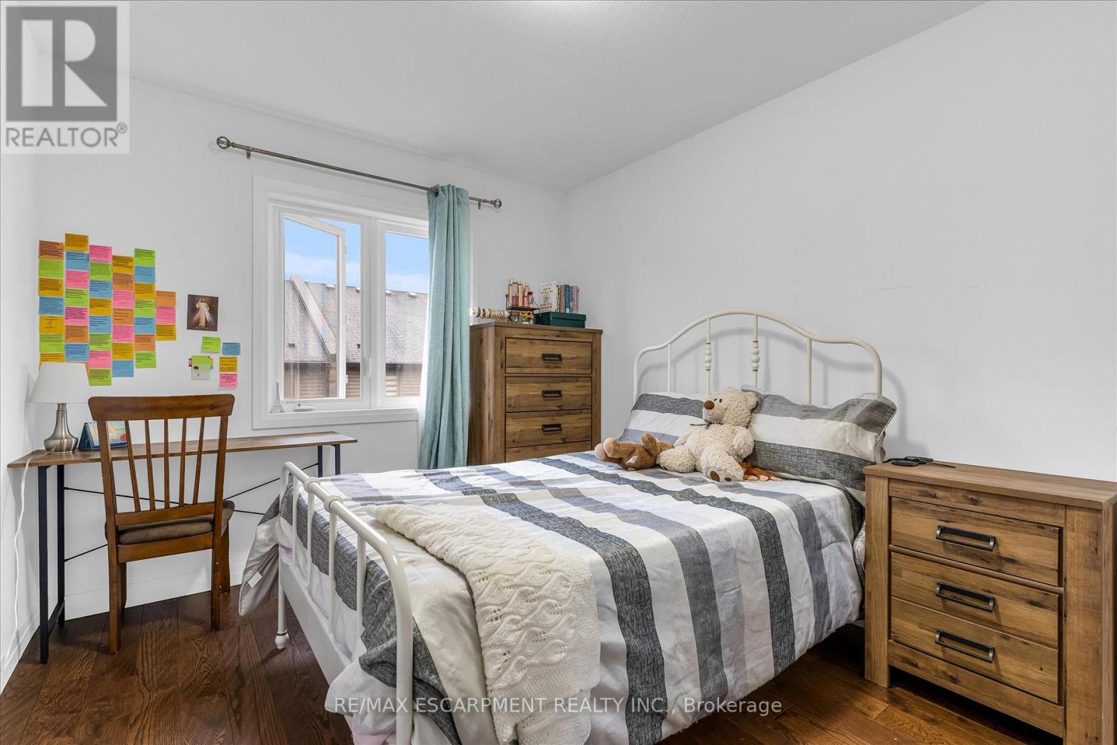 55 Greenwich Avenue, Hamilton, Ontario  L8J 0L6 - Photo 13 - X12581456