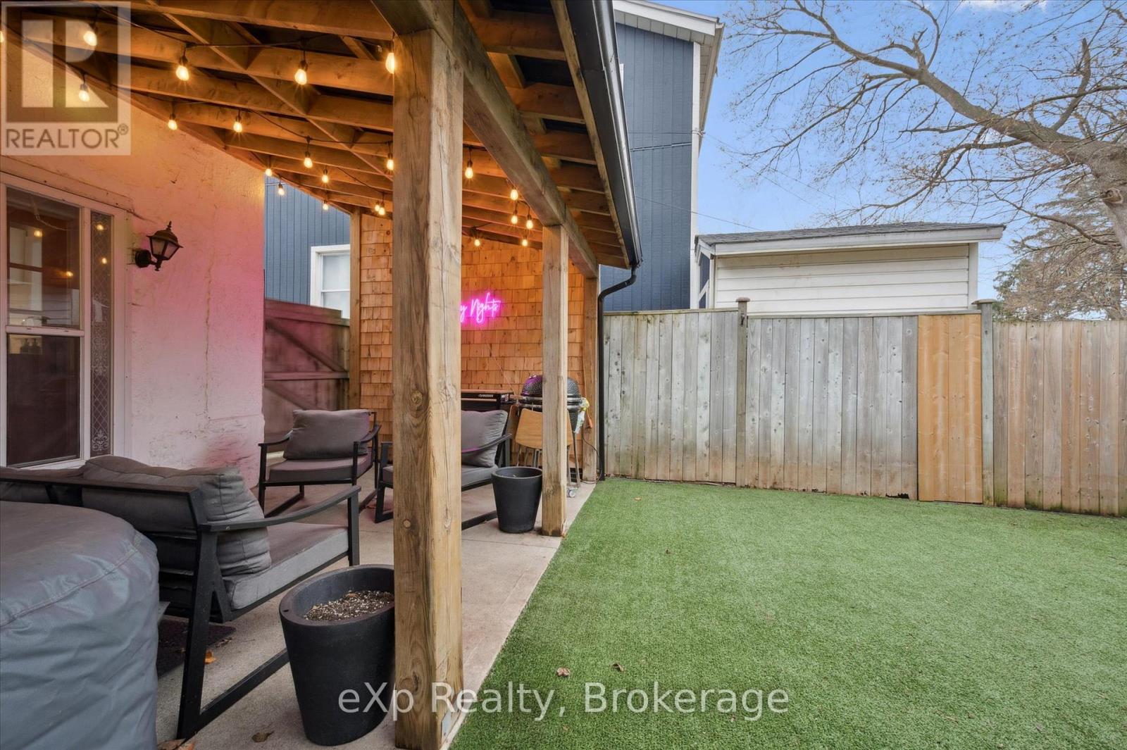 20 Bergey Street, Cambridge, Ontario N3C 1P6 - Photo 23 - X12581710