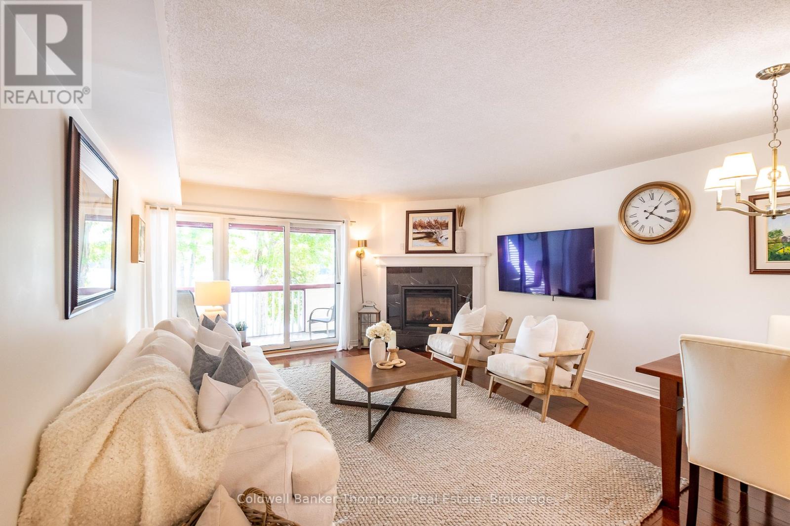 204 - 10 Coveside Drive, Huntsville, Ontario  P1H 1C3 - Photo 11 - X12581730