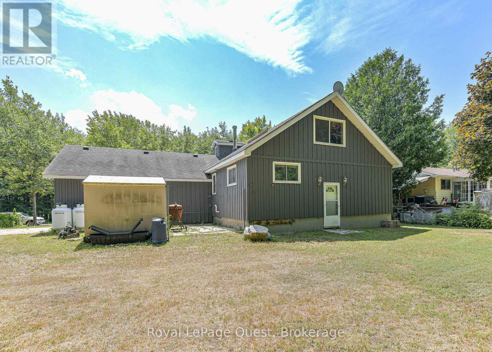 1046 Southwood Road, Gravenhurst, Ontario  P0E 1N0 - Photo 5 - X12581732