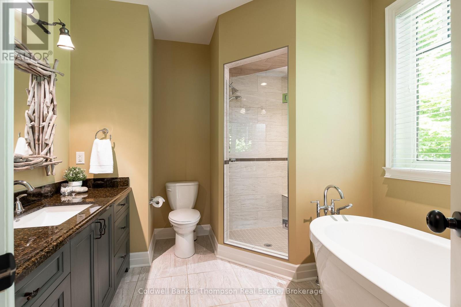 11 Forest Hill Lane, Huntsville, Ontario  P1H 2N5 - Photo 19 - X12581740