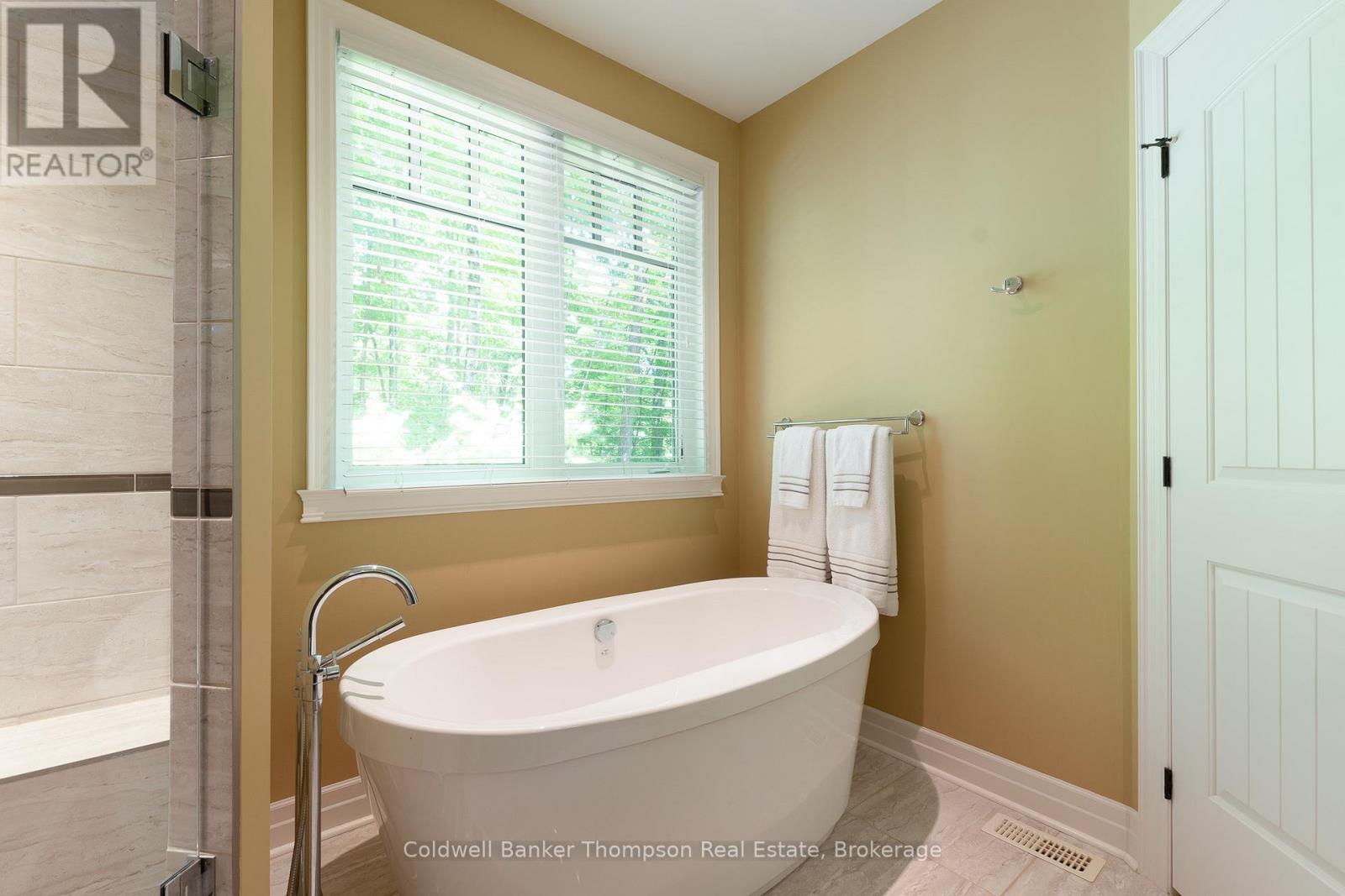 11 Forest Hill Lane, Huntsville, Ontario  P1H 2N5 - Photo 20 - X12581740