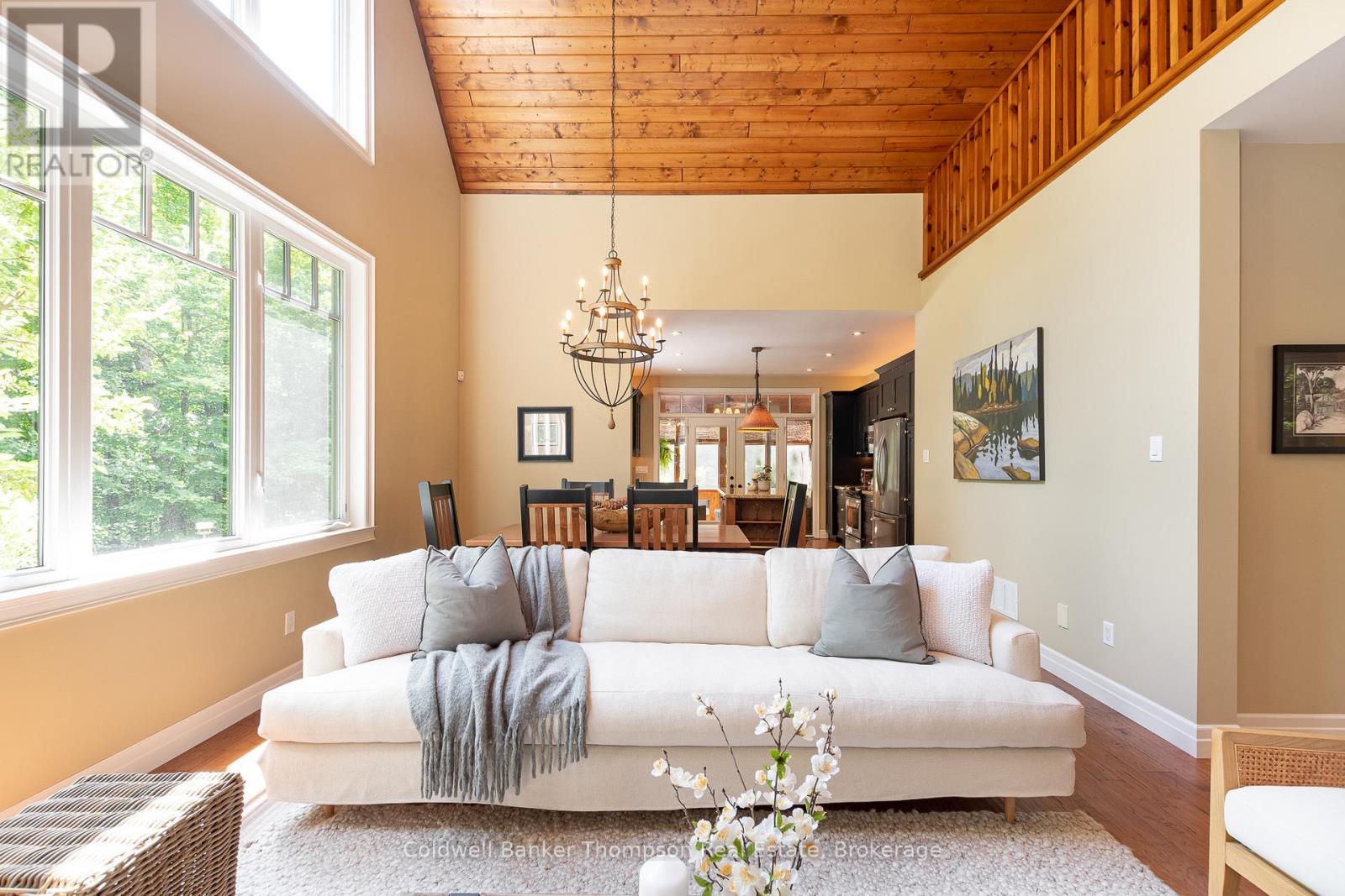 11 Forest Hill Lane, Huntsville, Ontario  P1H 2N5 - Photo 7 - X12581740