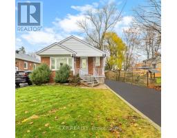 134 GLENSHEPHARD DRIVE, Toronto, Ontario