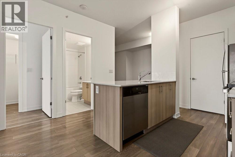 550 North Service Road Unit# 1107, Grimsby, Ontario  L3M 0H9 - Photo 12 - 40790069