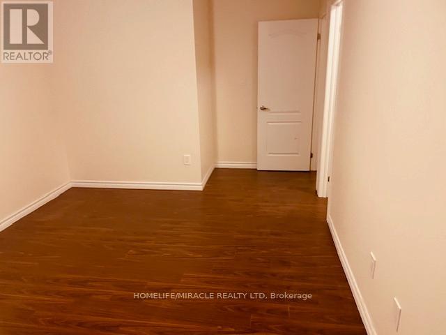 71 Batteaux Street, Barrie (Ardagh), Ontario  L4M 0K6 - Photo 14 - S12449042