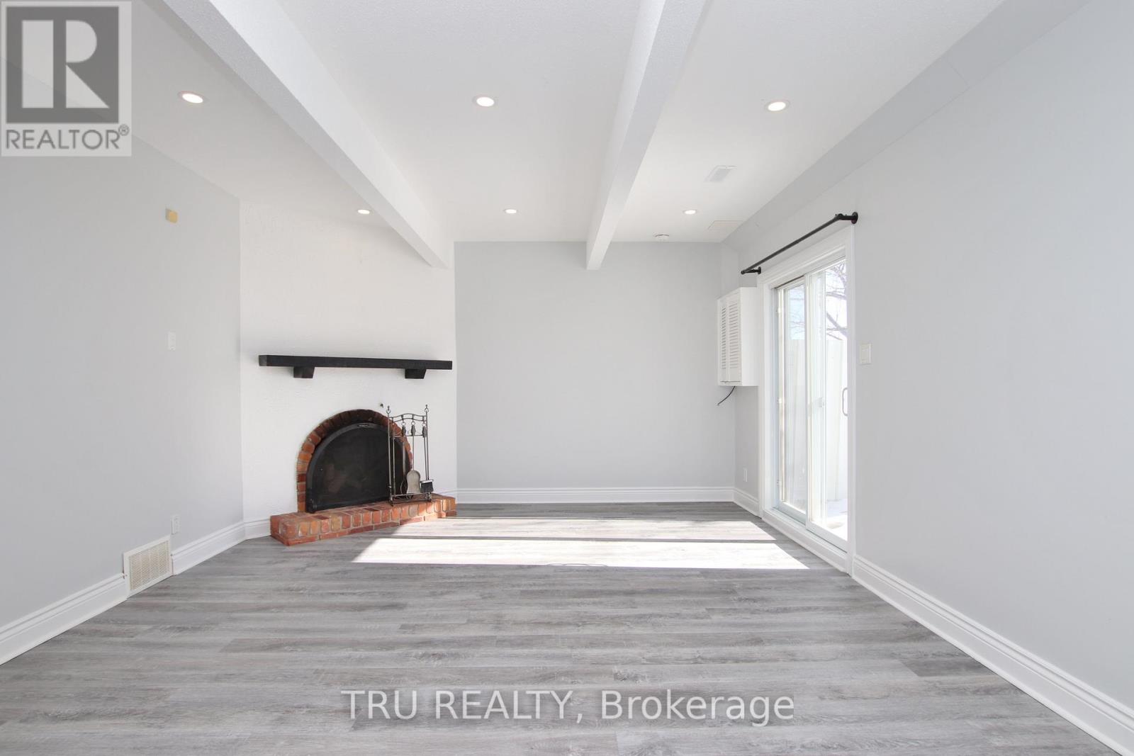 B - 86 Elvaston Avenue, Ottawa, Ontario  K2G 3X9 - Photo 19 - X12412756