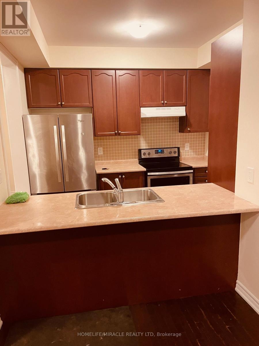 71 Batteaux Street, Barrie (Ardagh), Ontario  L4M 0K6 - Photo 5 - S12449042