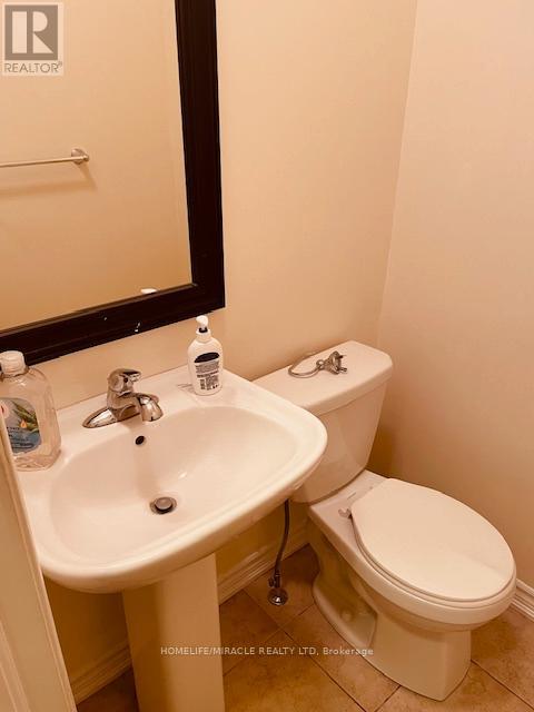 71 Batteaux Street, Barrie (Ardagh), Ontario  L4M 0K6 - Photo 6 - S12449042