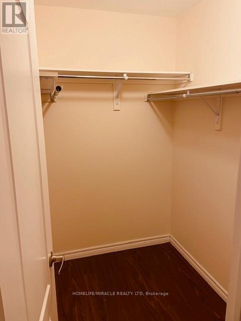 71 Batteaux Street, Barrie (Ardagh), Ontario  L4M 0K6 - Photo 11 - S12449042