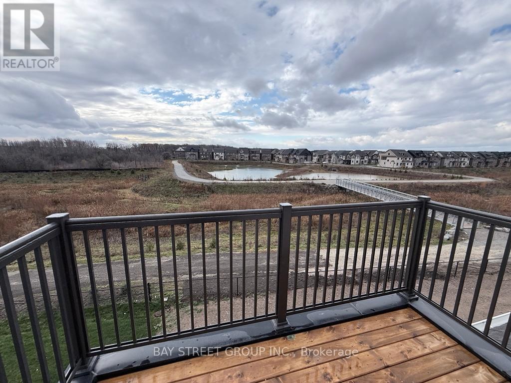 3210 Crystal Drive, Oakville, Ontario  L6M 5S8 - Photo 18 - W12570582