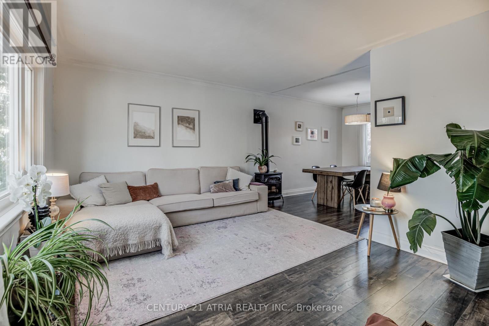 284 BOGERT AVENUE, Toronto, Ontario