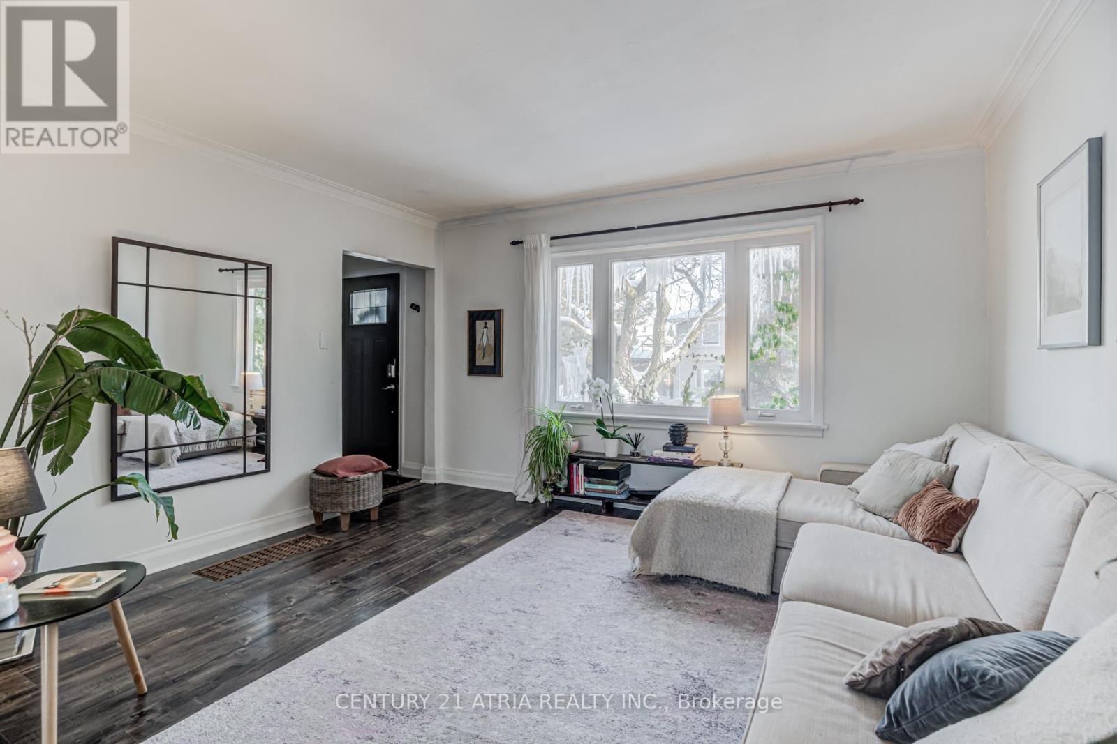 284 Bogert Avenue, Toronto, Ontario  M2N 1L5 - Photo 2 - C12581566