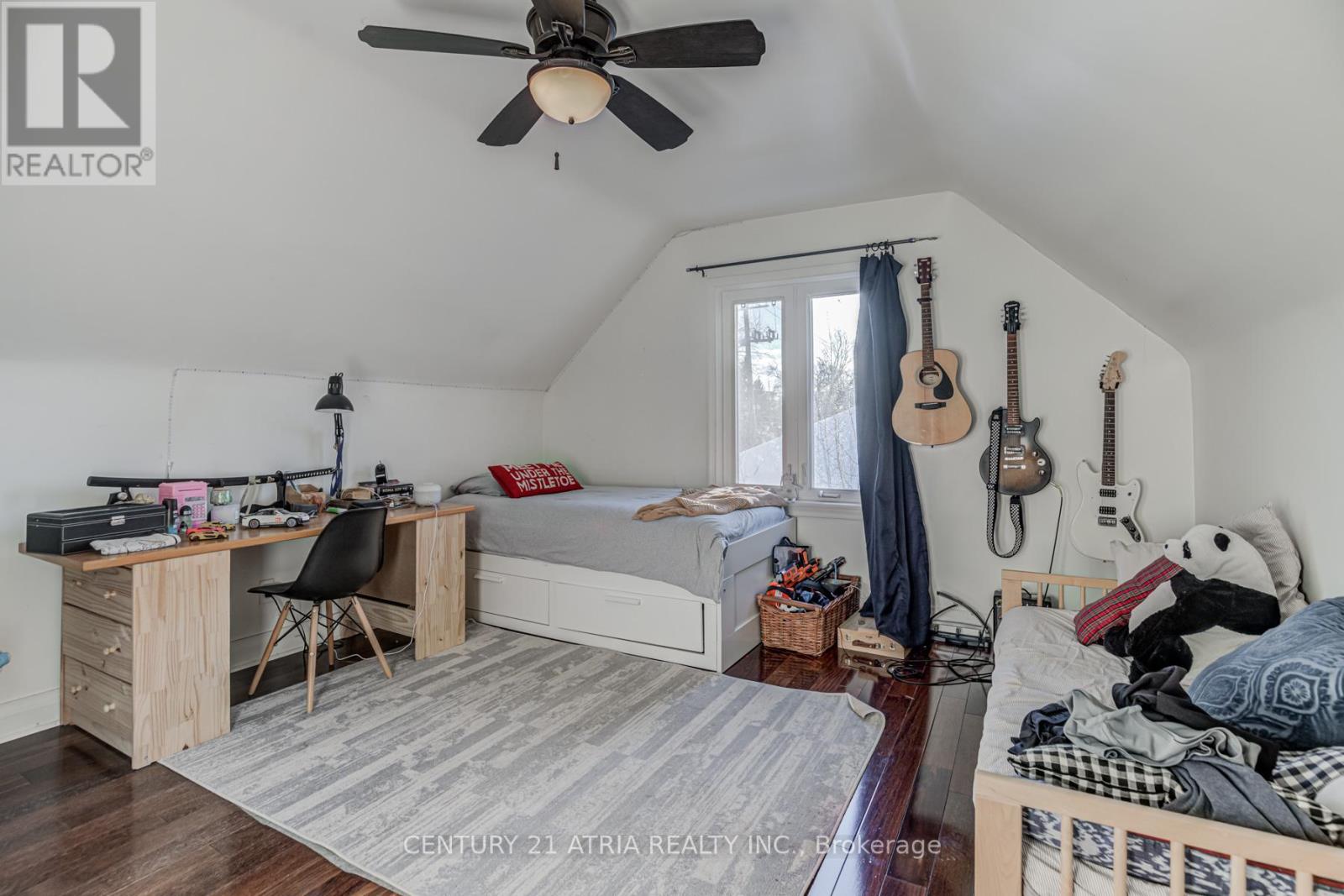 284 Bogert Avenue, Toronto, Ontario  M2N 1L5 - Photo 9 - C12581566