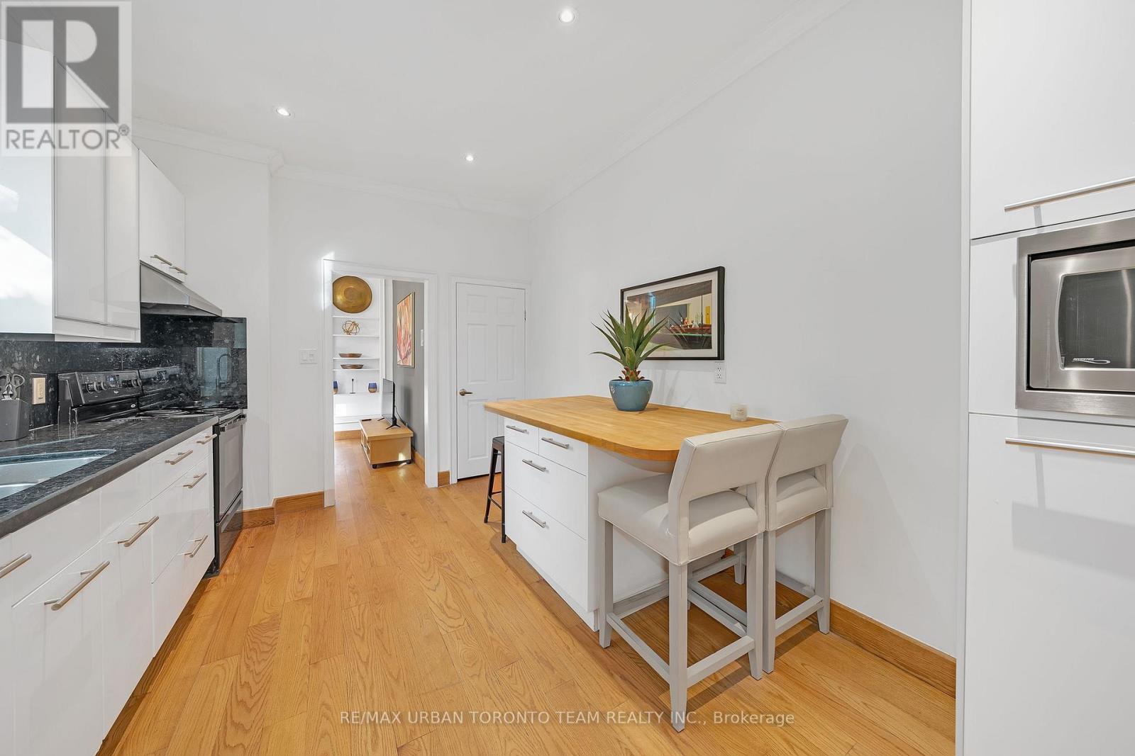 Main - 87 Oxford Street, Toronto, Ontario  M5T 1P2 - Photo 15 - C12581686