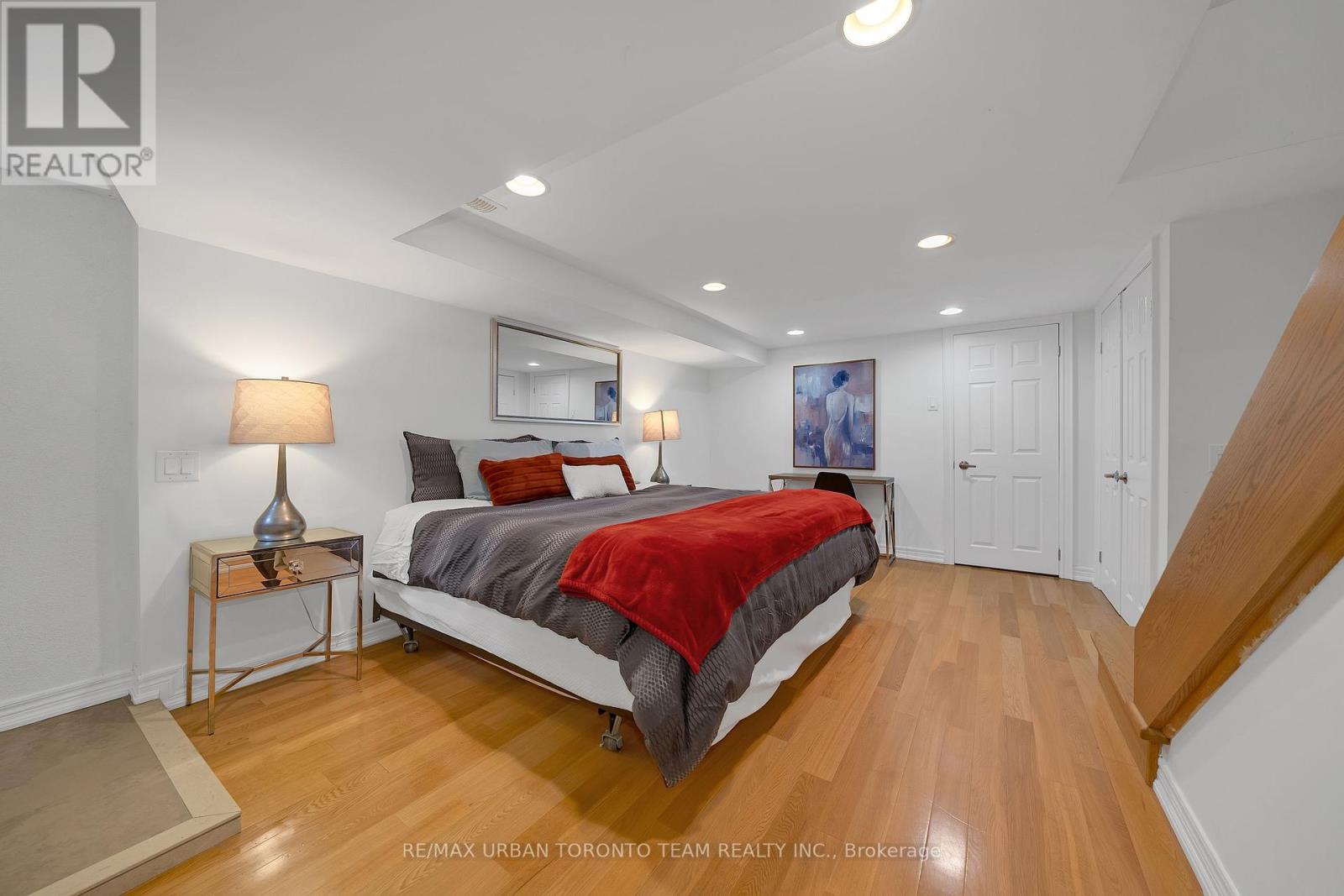 Main - 87 Oxford Street, Toronto, Ontario  M5T 1P2 - Photo 23 - C12581686