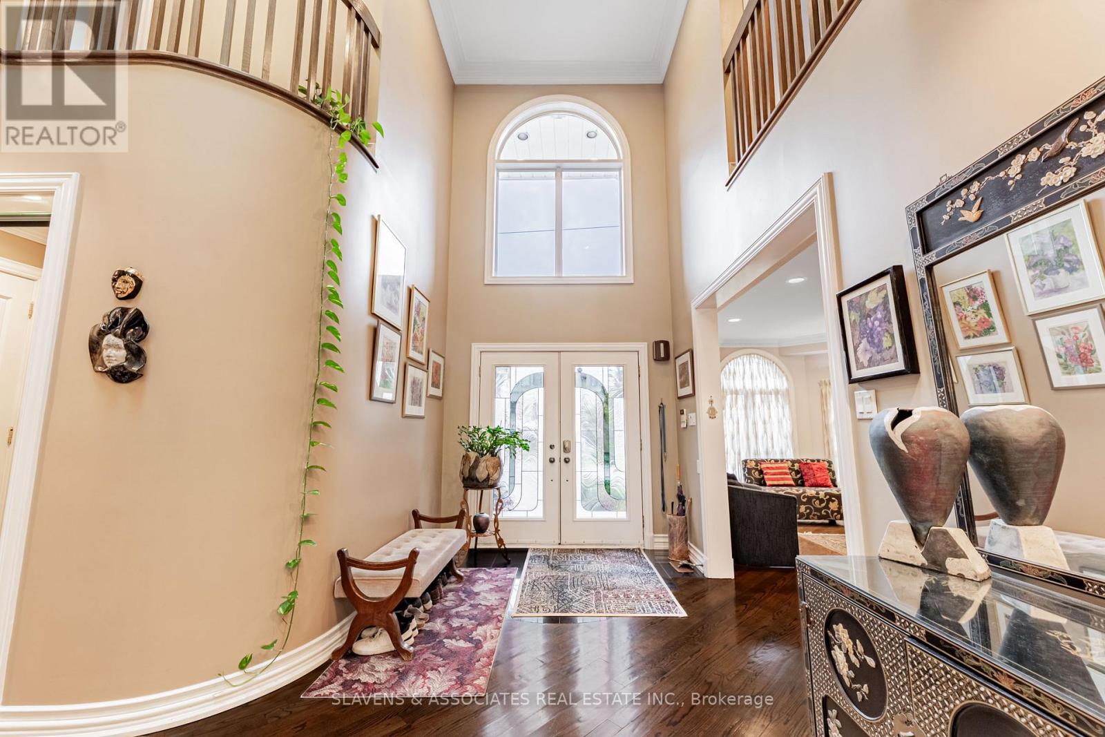 221 Pleasant Avenue, Toronto, Ontario  M2M 1M6 - Photo 3 - C12581736