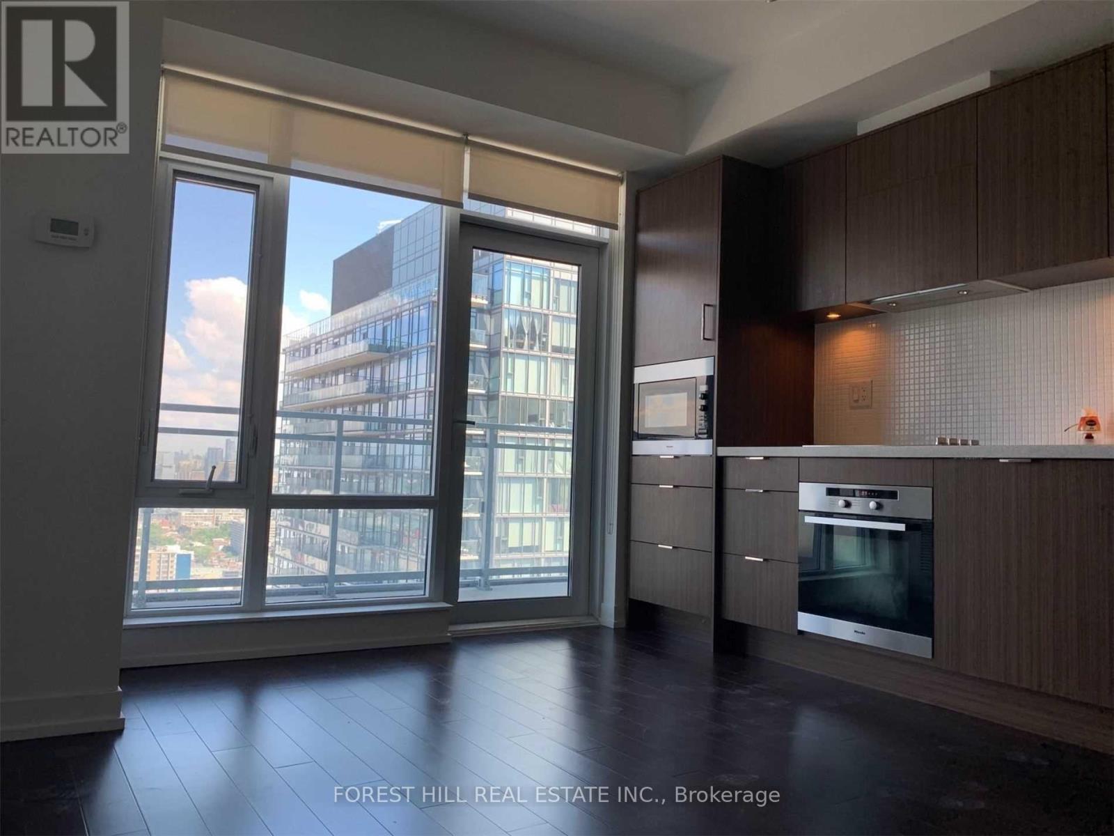 3703 - 21 Widmer Street, Toronto, Ontario  M5V 2E8 - Photo 3 - C12581790