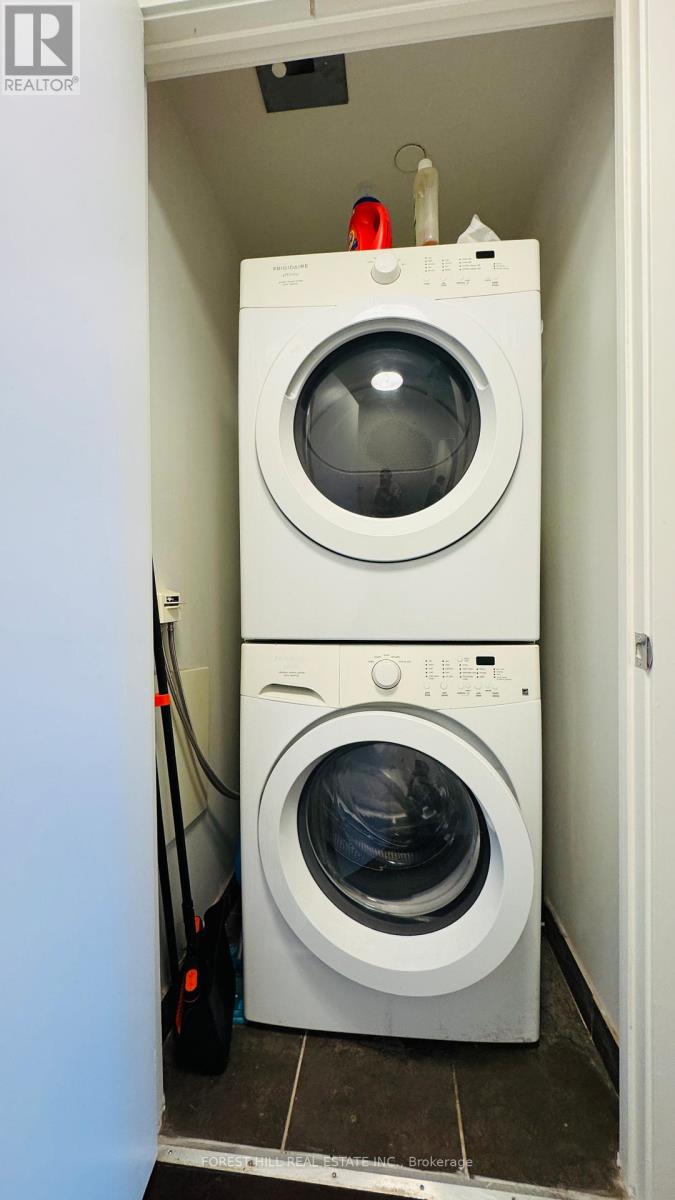 3703 - 21 Widmer Street, Toronto, Ontario  M5V 2E8 - Photo 9 - C12581790