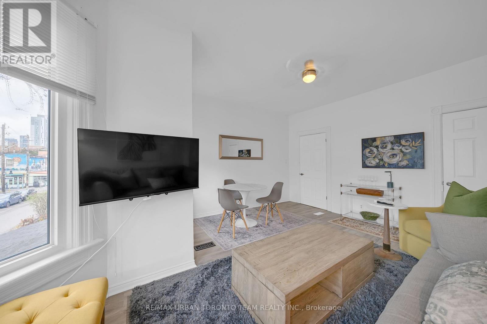 Upper - 87 Oxford Street, Toronto, Ontario  M5T 1P2 - Photo 10 - C12581796