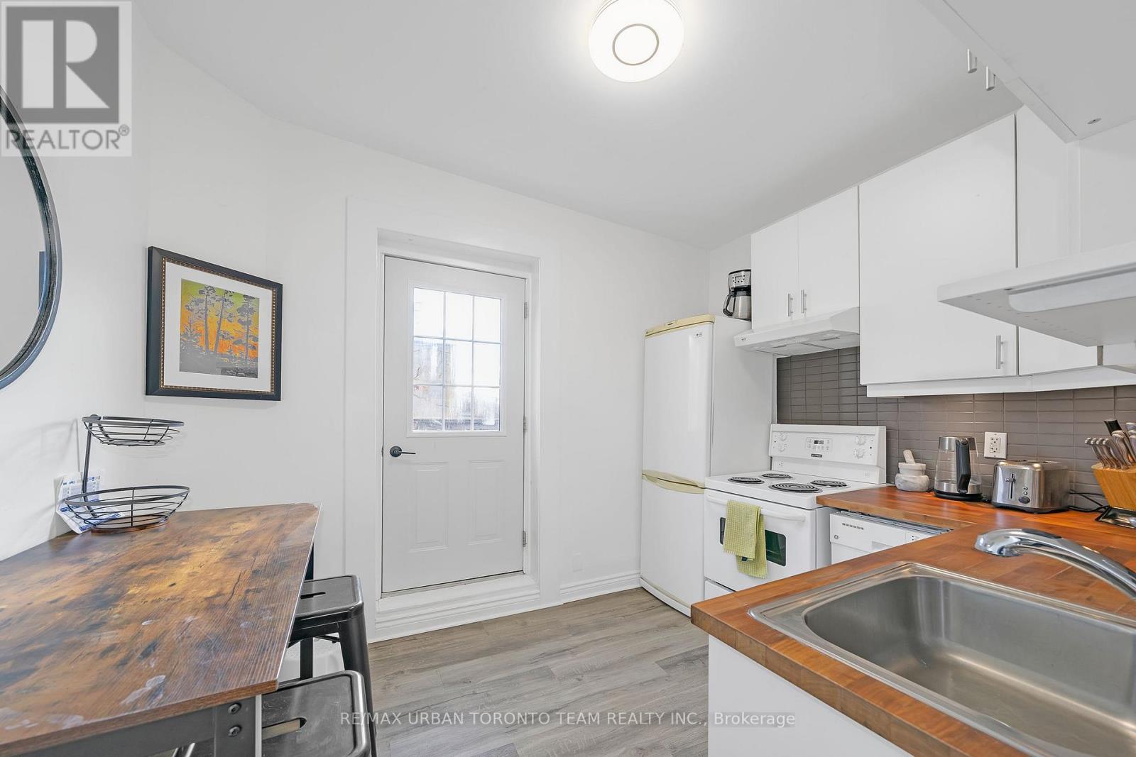 Upper - 87 Oxford Street, Toronto, Ontario  M5T 1P2 - Photo 12 - C12581796