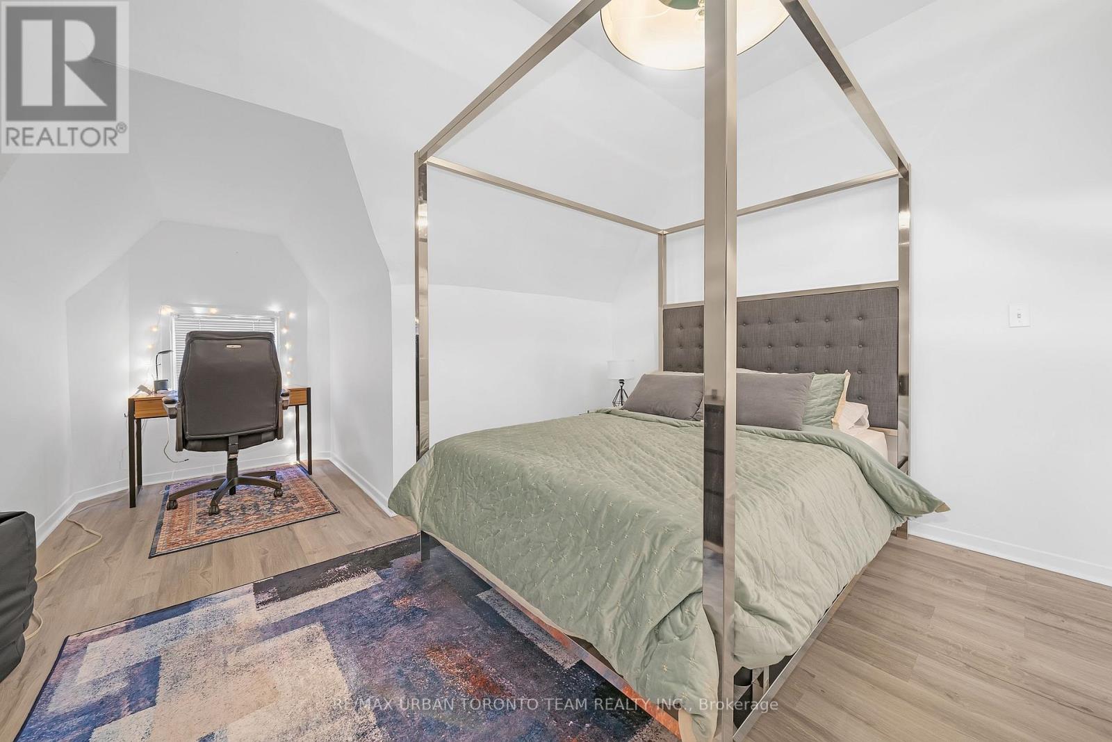 Upper - 87 Oxford Street, Toronto, Ontario  M5T 1P2 - Photo 15 - C12581796