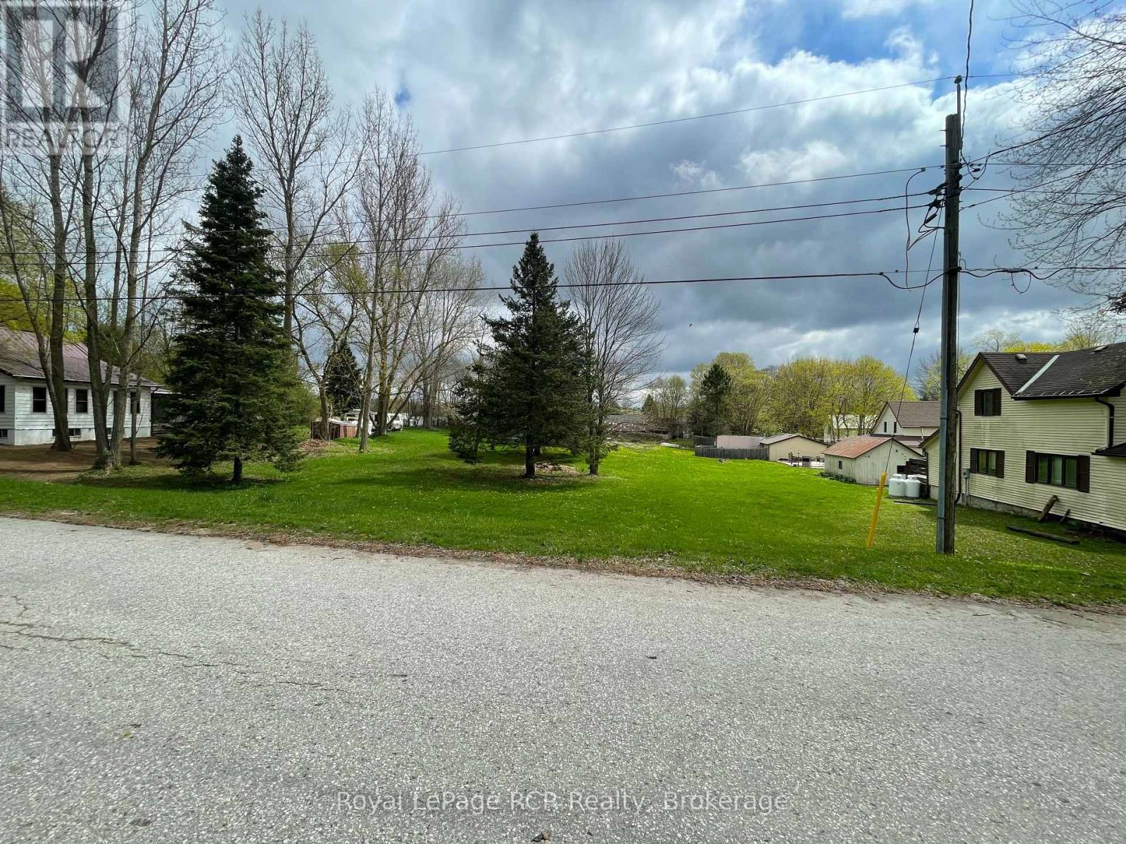 324 Augusta Street, West Grey, Ontario N0G 0A7 - Photo 7 - X12408613