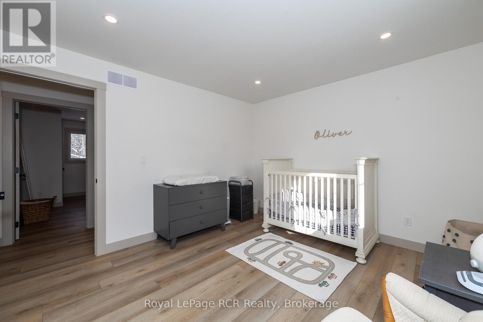 126 West Street, Georgian Bluffs, Ontario  N4K 5N7 - Photo 18 - X12415661