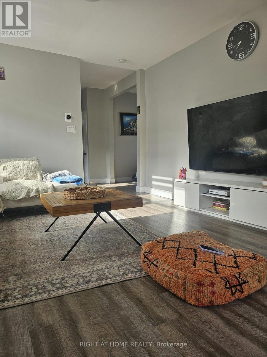 1422 Simcoe Street N, Oshawa, Ontario  L1G 4X6 - Photo 6 - E12581600