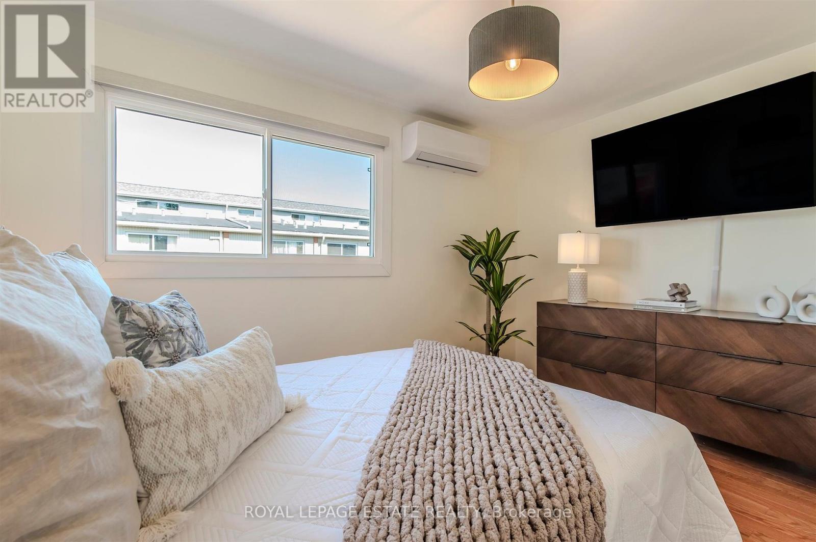 32 - 1209 Queen Street E, Toronto, Ontario  M4M 3H4 - Photo 19 - E12581704