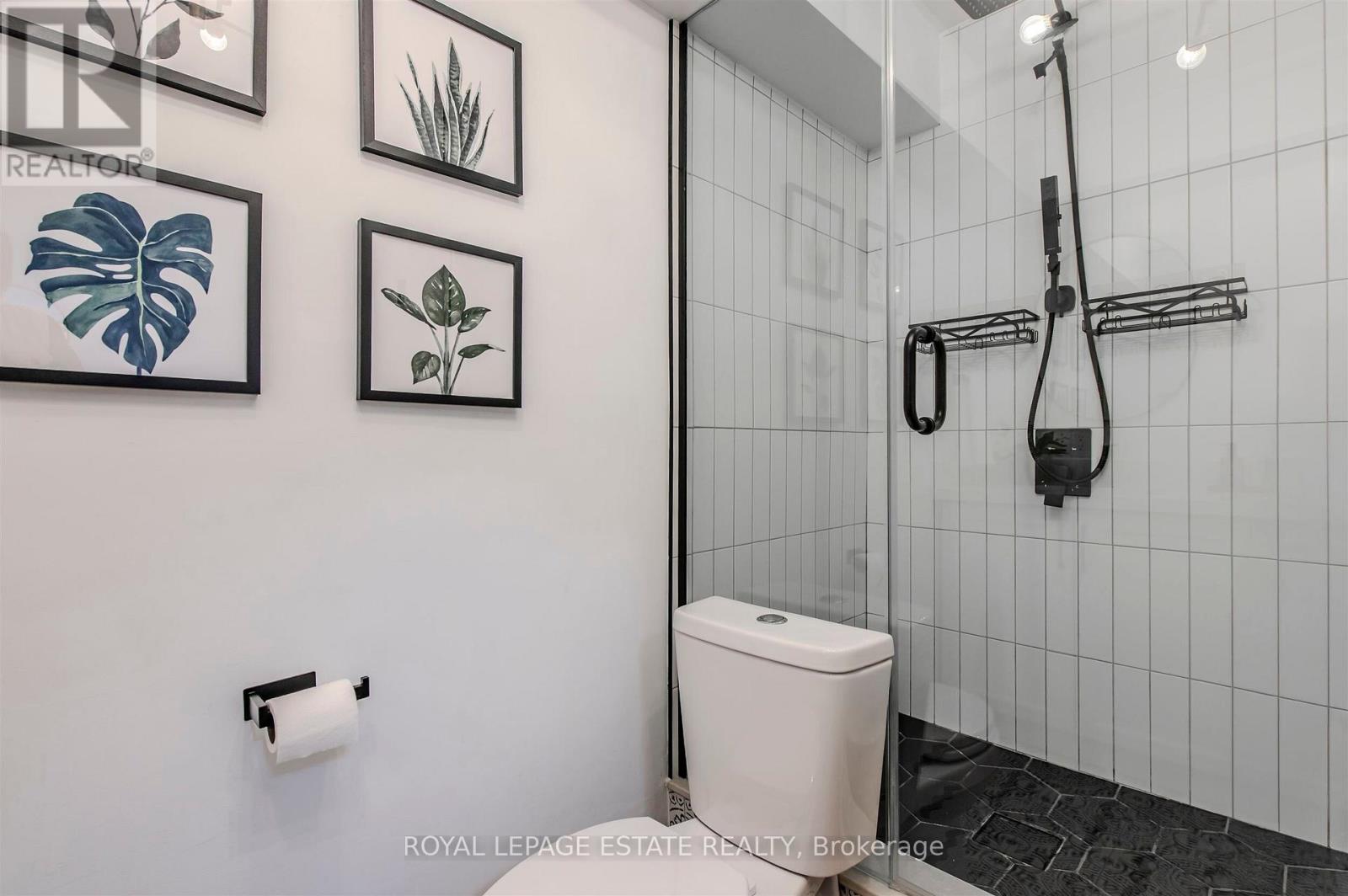 32 - 1209 Queen Street E, Toronto, Ontario  M4M 3H4 - Photo 29 - E12581704