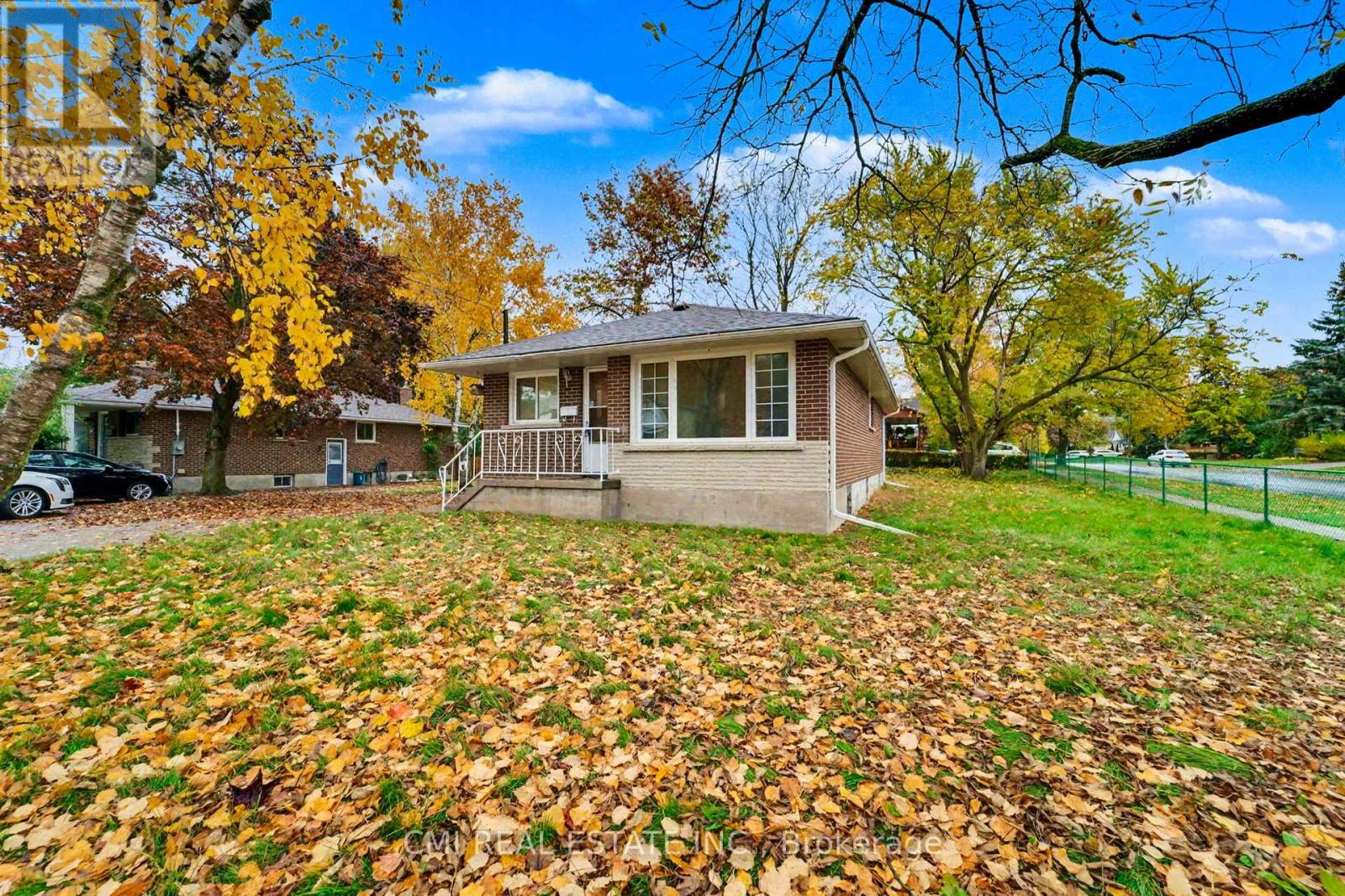 49 Beatrice Street W, Oshawa, Ontario  L1G 3M6 - Photo 3 - E12581784