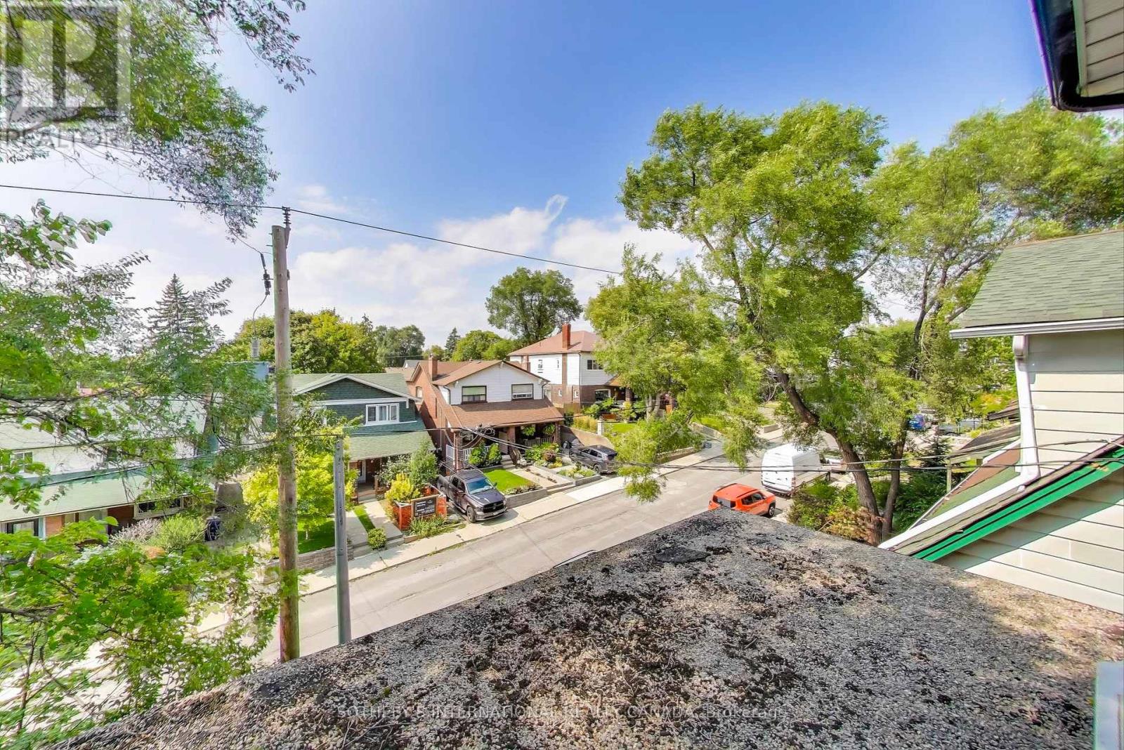 159 Glenmount Park Road, Toronto, Ontario  M4E 2N3 - Photo 21 - E12581820