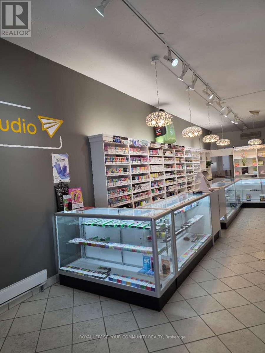 1003 EGLINTON AVENUE W, Toronto, Ontario