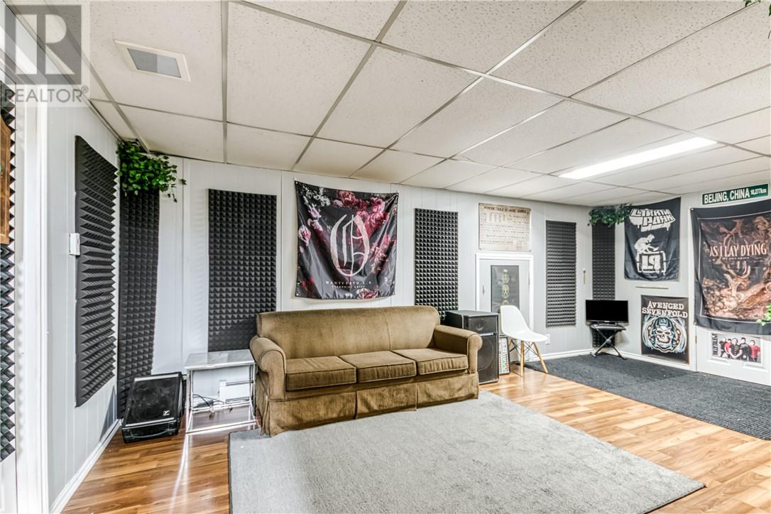 1581 Kelly Lake Road, Sudbury, Ontario  P3E 4L8 - Photo 22 - 2125777