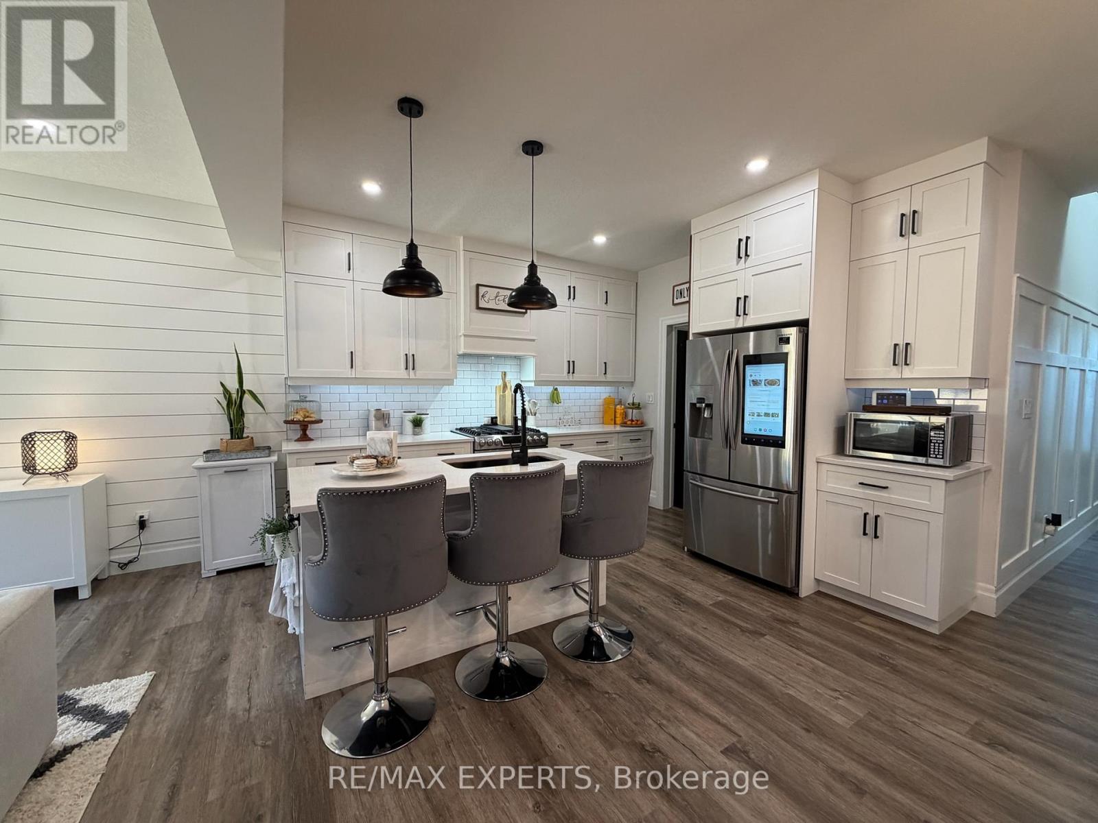 119 Lisbon Pines Drive, Cambridge, Ontario  N1R 8C7 - Photo 20 - X12580872