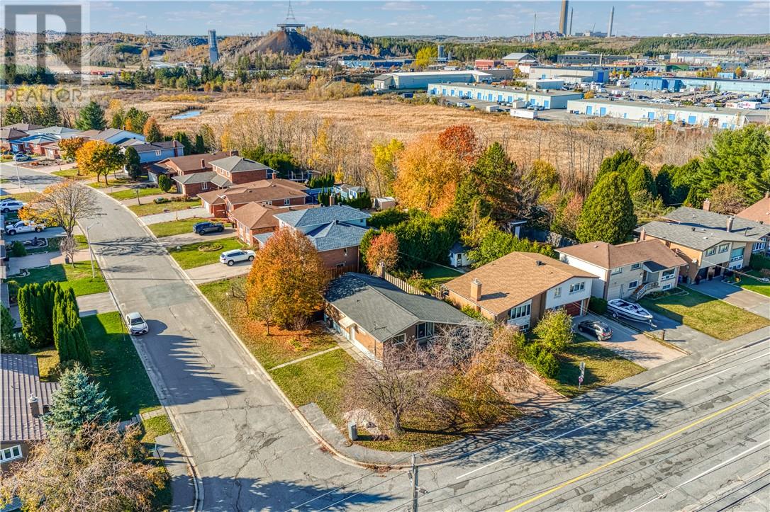 1581 Kelly Lake Road, Sudbury, Ontario  P3E 4L8 - Photo 31 - 2125777